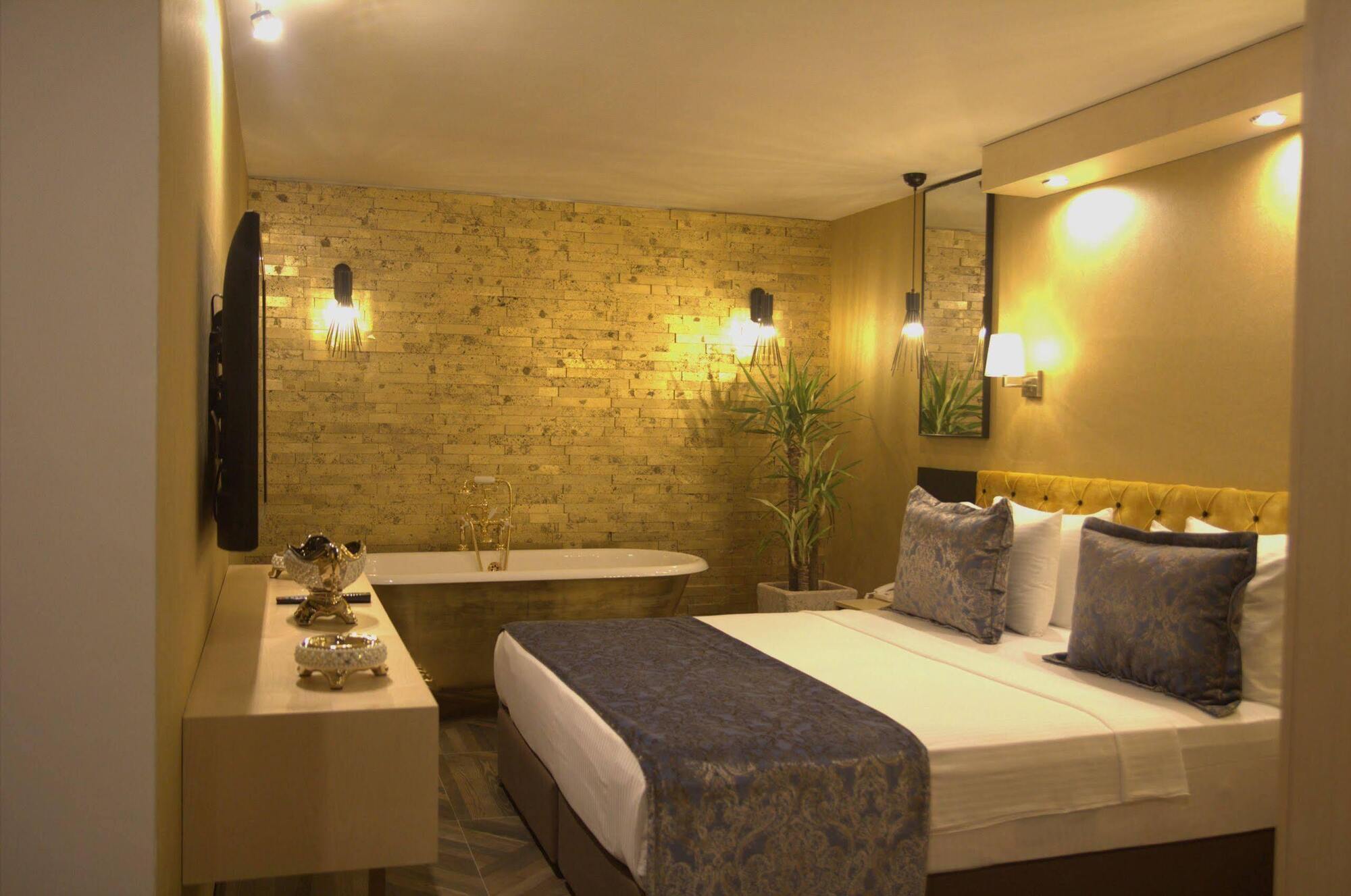 Royal Cesme (adults Only) Hotel